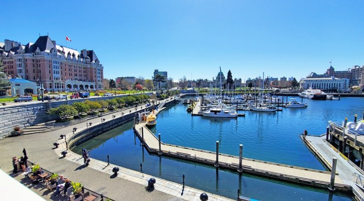 Puerto-interior-de-Victoria Principales lugares turísticos en Canadá: Descubre lo mejor del gigante del norte