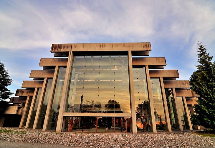 Visita-el-Museo-de-Antropologia Principales lugares para visitar en Vancouver, Canadá