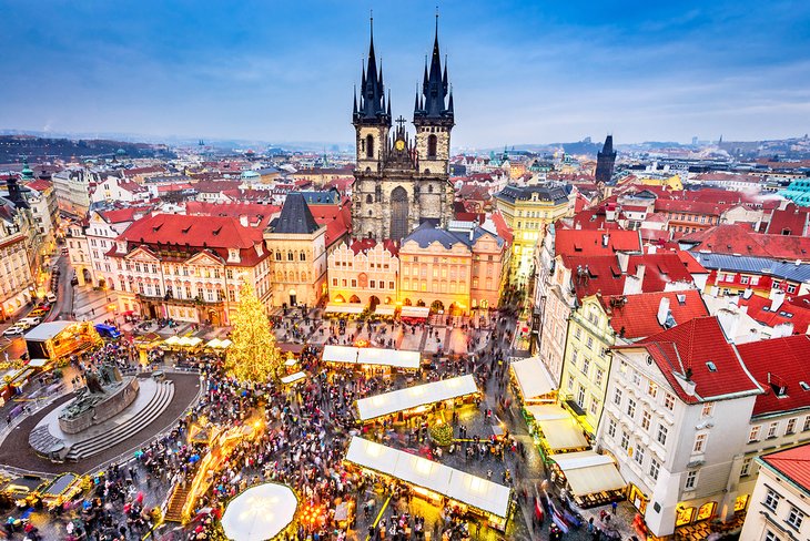 Descubre-los-Mercados-Navidenos Actividades imperdibles para disfrutar el invierno en Praga