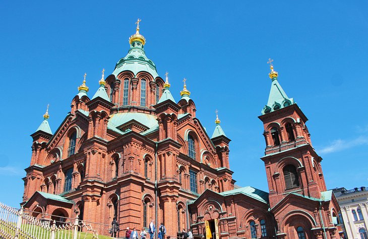 Iglesias-de-Helsinki Principales atracciones turísticas de Finlandia: destinos que no puedes perderte