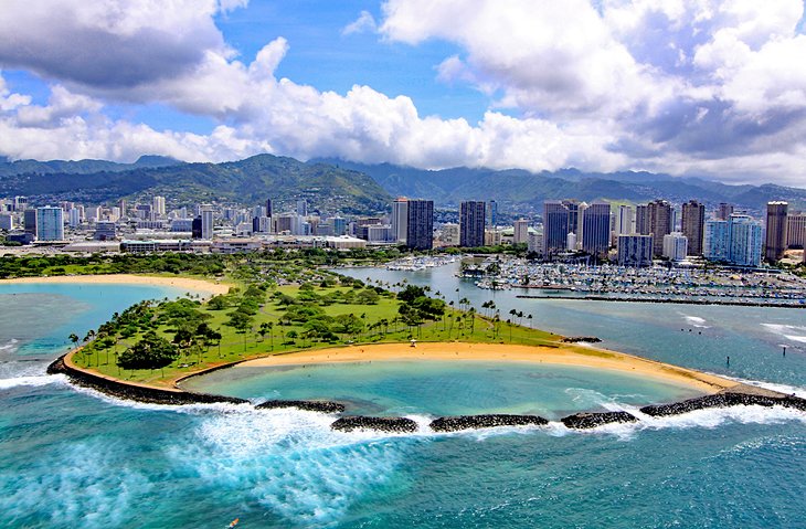 Playas en Honolulu para familias, parejas y aventureros