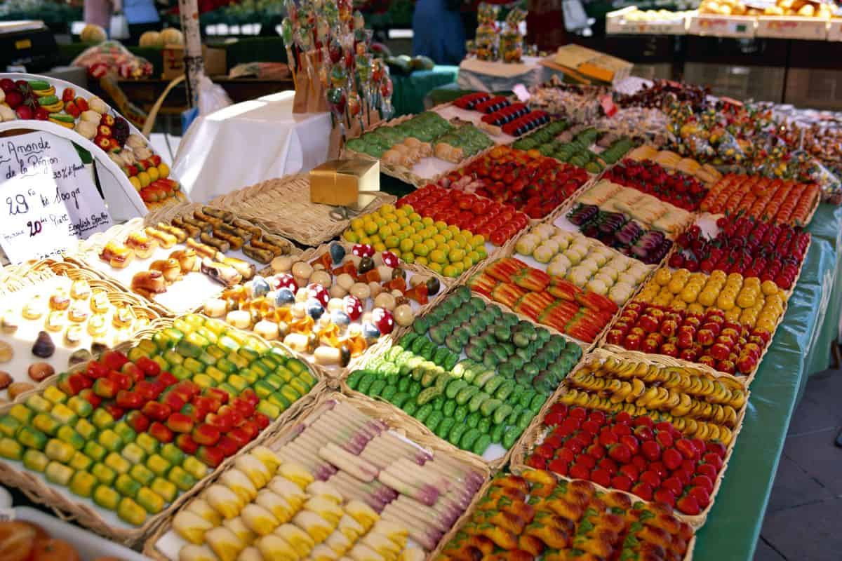Mercados callejeros en Hong Kong un festín de cultura y compras