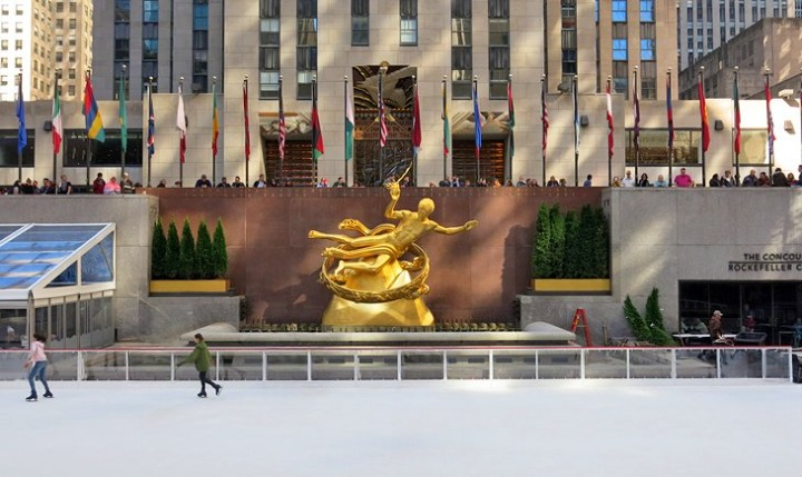 Rockefeller-Center-y-plataforma-de-observacion-Top-of-the-Rock Atractivos turísticos de Nueva York city que no puedes perderte
